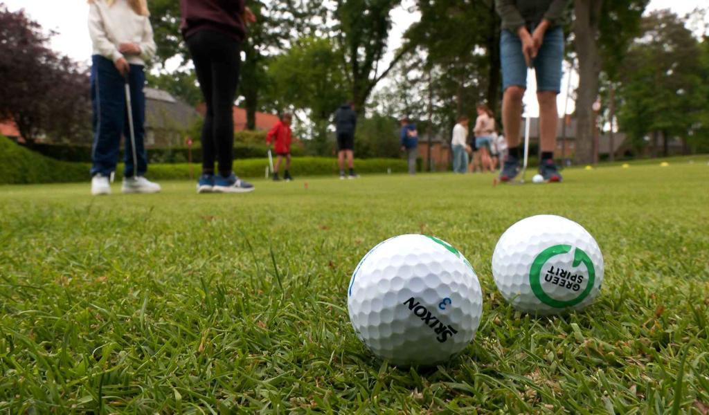 Les élèves de l'école Saint-Joseph-aux-Champs découvrent le golf